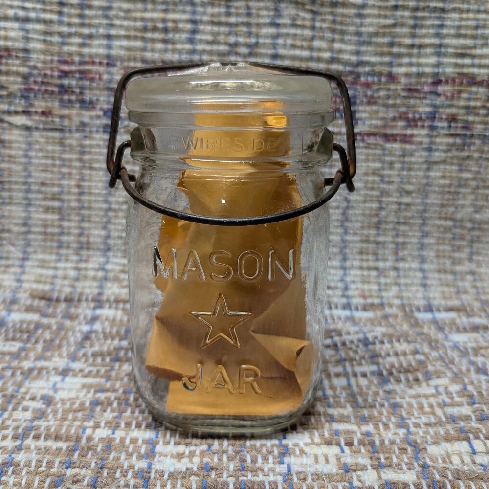 Mason Star Jar, Pint with Wire Clasp